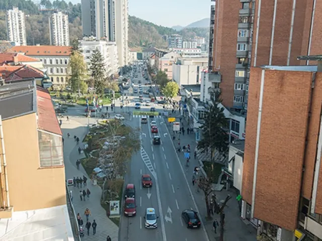 Pogled sa terase Apartmana Panorama na centar Užica