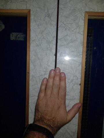 Prikaz kako treba zatvoriti vrata od lifta za ulazak u apartman Panorama